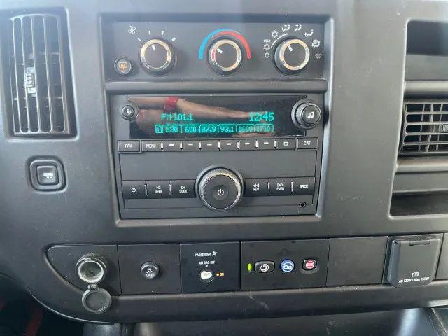 2022 Chevrolet Express Passenger RWD 3500 Extended Wheelbase LS