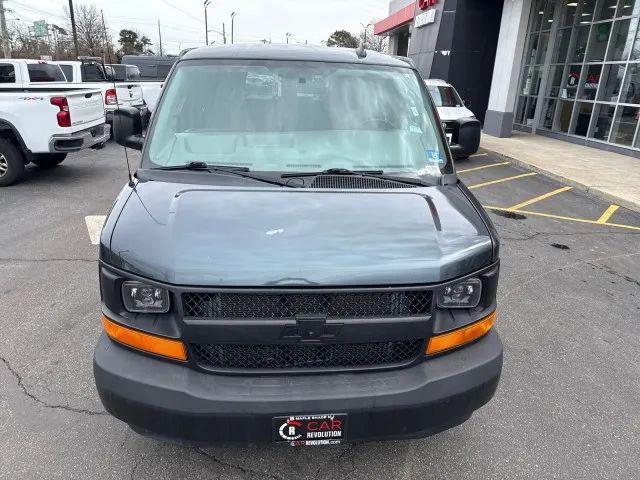 2017 Chevrolet Express LS
