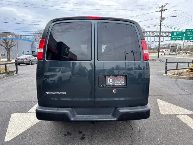 2017 Chevrolet Express LS