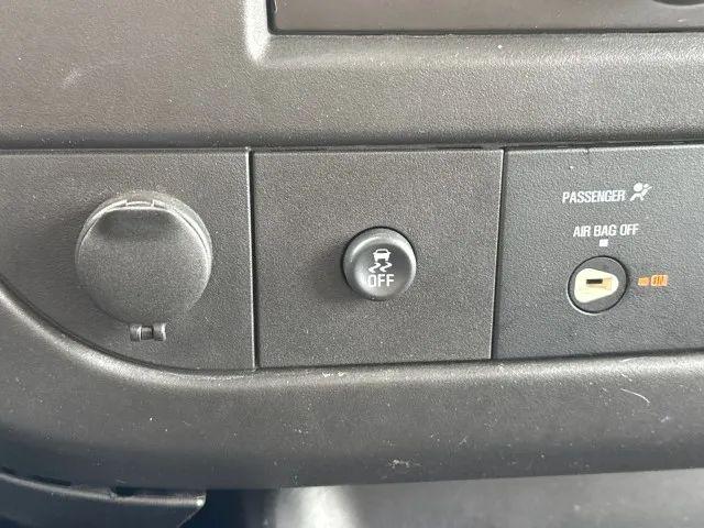 2017 Chevrolet Express LS