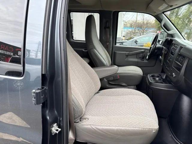 2017 Chevrolet Express LS
