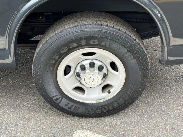 2017 Chevrolet Express LS