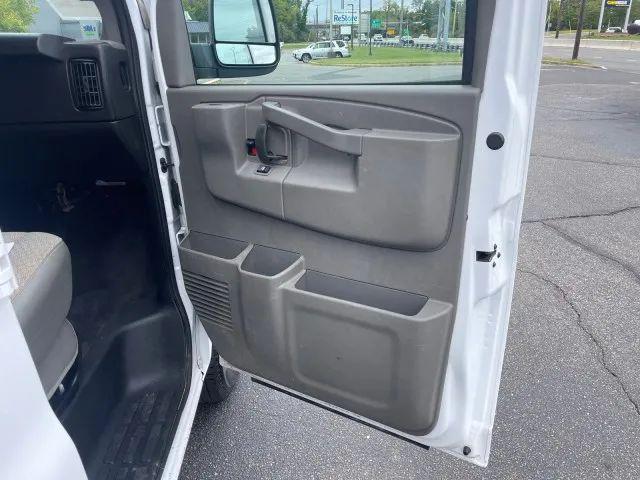 2023 Chevrolet Express Passenger RWD 3500 Extended Wheelbase LS