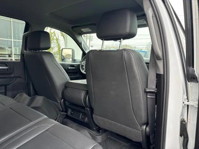2023 Chevrolet Silverado 3500HD 4WD Crew Cab Long Bed WT