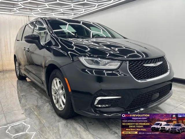 2023 Chrysler Pacifica Touring L for sale in Avenel, NJ