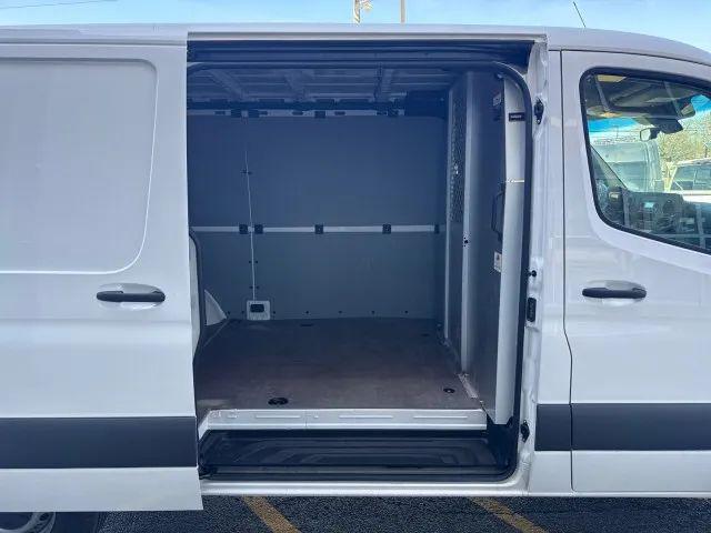 2022 Mercedes-Benz Sprinter 2500 Standard Roof V6