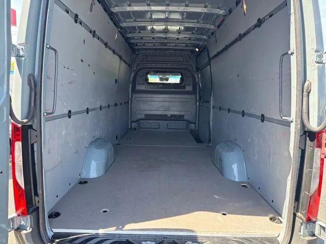 2024 Mercedes-Benz Sprinter 2500 High Roof 4-Cyl Diesel HO