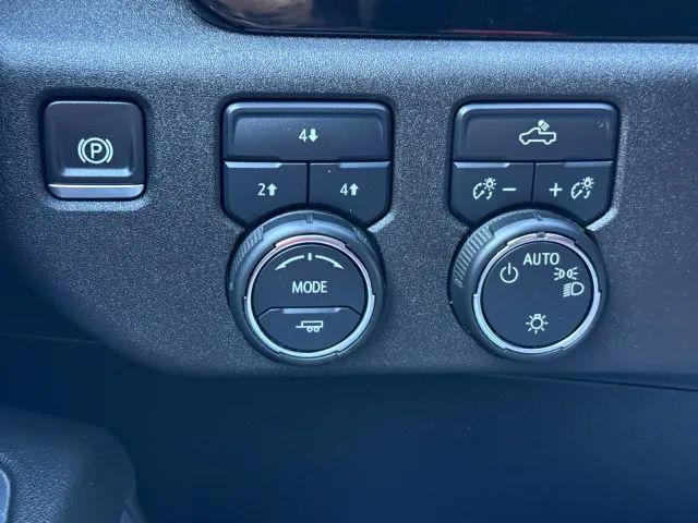 2024 Chevrolet Silverado 2500HD 4WD Crew Cab Long Bed LT