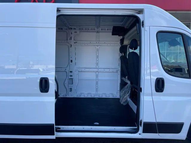 2023 Ram ProMaster 2500 Cargo Van High Roof 159" WB