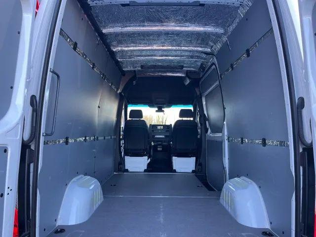 2023 Mercedes-Benz Sprinter 2500 Standard Roof 4-Cyl Diesel