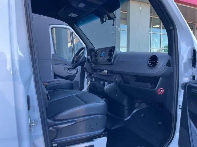 2023 Mercedes-Benz Sprinter 2500 Standard Roof 4-Cyl Diesel