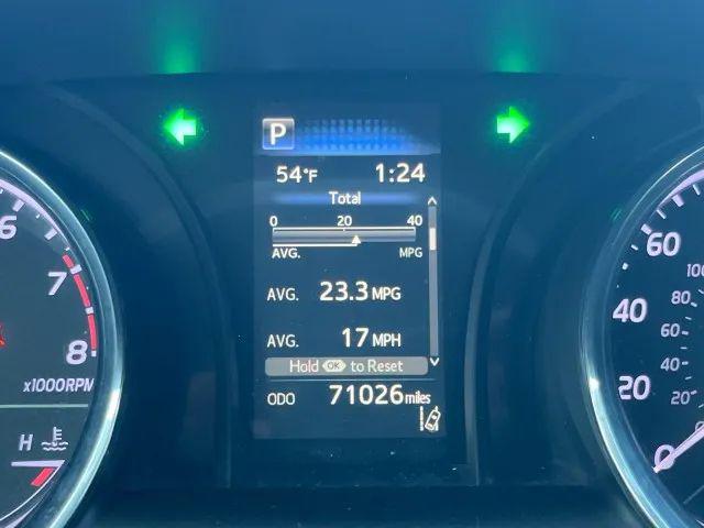 2019 Toyota Camry SE