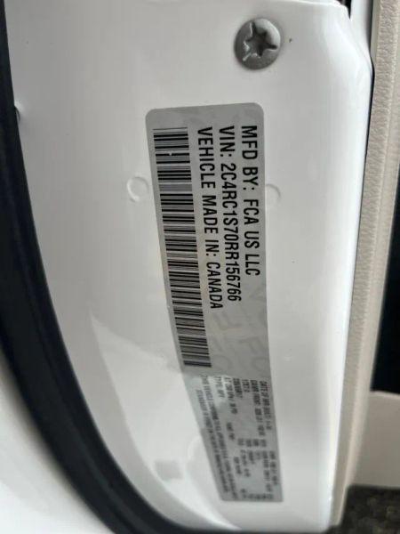 2024 Chrysler Pacifica Hybrid Select