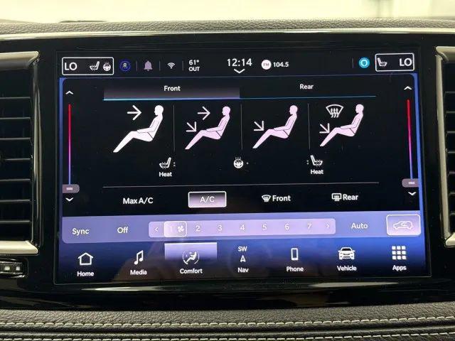2024 Chrysler Pacifica Hybrid Select