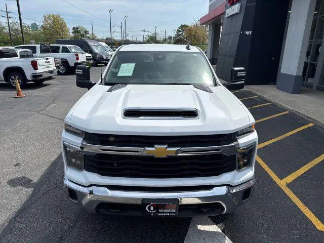 2024 Chevrolet Silverado 2500HD 4WD Crew Cab Long Bed LT