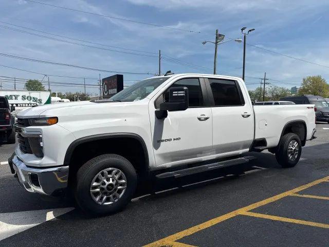 2024 Chevrolet Silverado 2500HD 4WD Crew Cab Long Bed LT