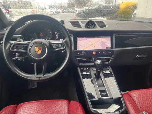 2022 Porsche Macan Base