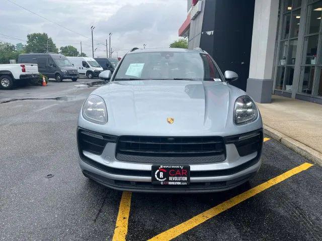 2022 Porsche Macan Base