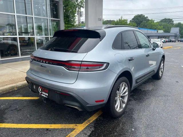 2022 Porsche Macan Base