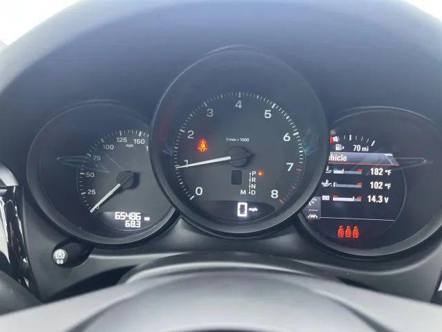 2022 Porsche Macan Base