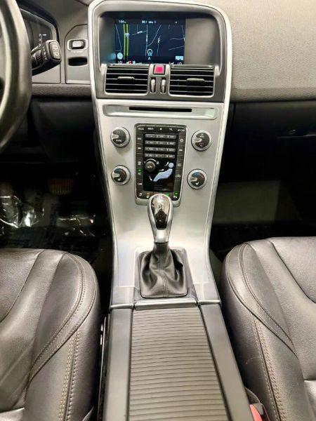 2017 Volvo XC60 T6 Dynamic