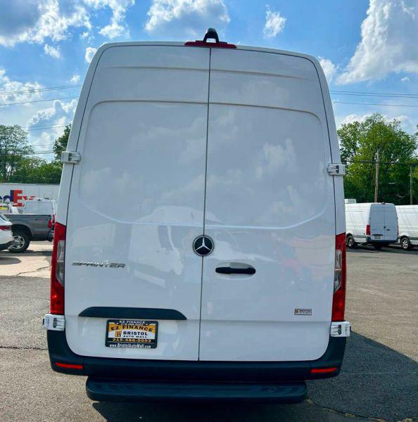 2021 Mercedes-Benz Sprinter 2500 High Roof I4