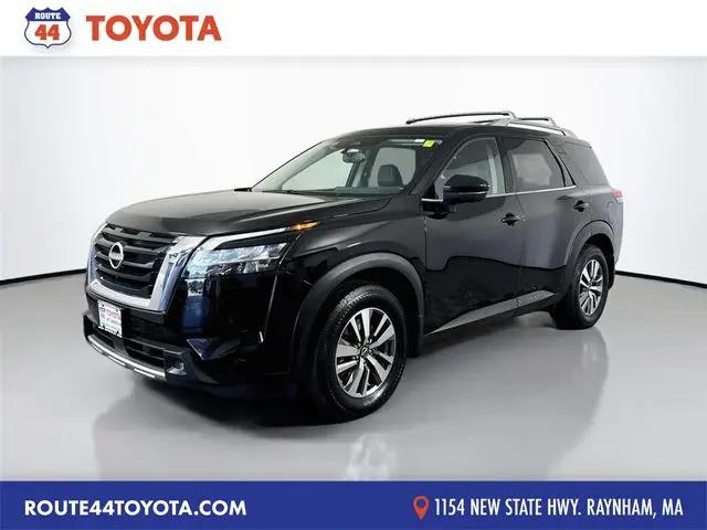 2022 Nissan Pathfinder SL 4WD for sale in Raynham, MA