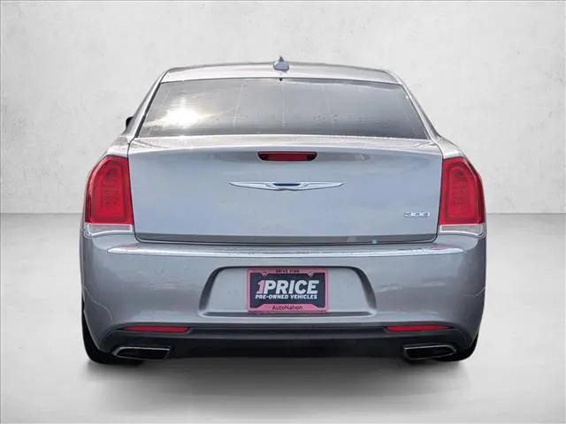 2018 Chrysler 300 Limited