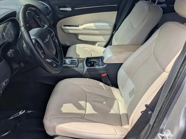 2018 Chrysler 300 Limited