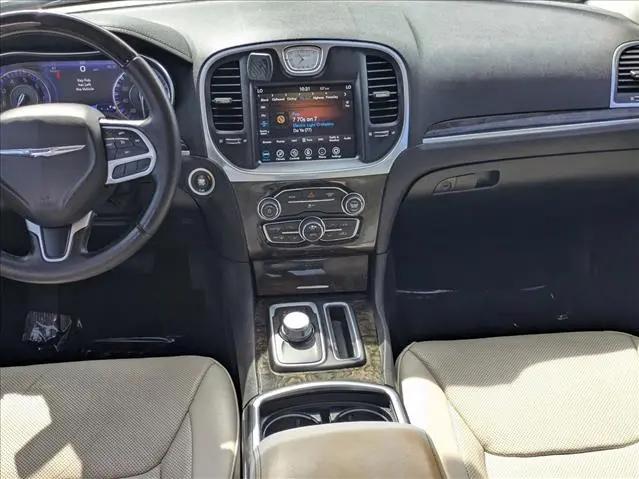 2018 Chrysler 300 Limited