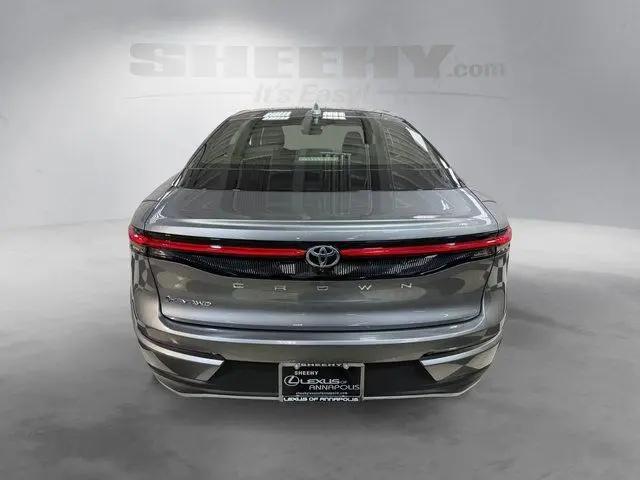 2024 Toyota Crown XLE