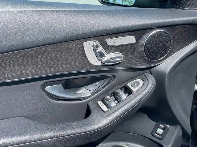 2022 Mercedes-Benz GLC 4MATIC SUV