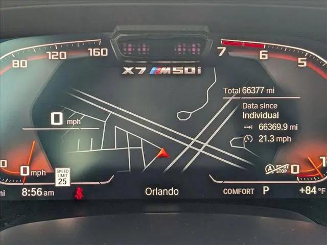 2022 BMW X7 M50i