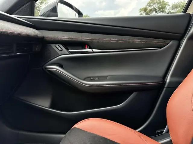 2025 Mazda Mazda3 2.5 Carbon Turbo
