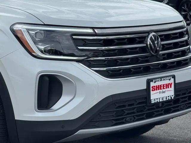 2026 Volkswagen Atlas SE with Technology