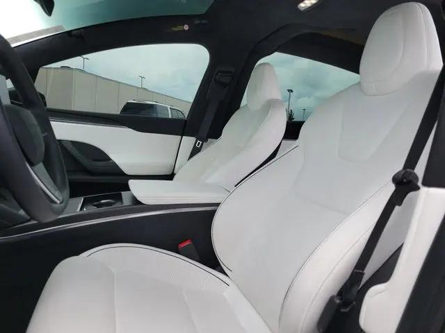 2024 Tesla Model X Plaid Tri Motor All-Wheel Drive