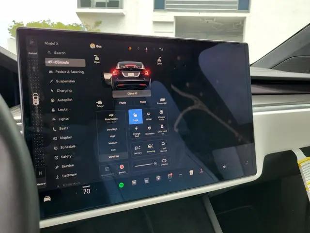 2024 Tesla Model X Plaid Tri Motor All-Wheel Drive