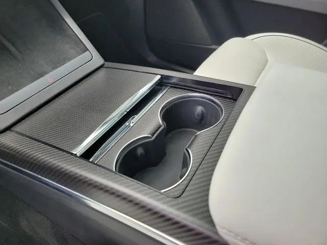 2024 Tesla Model X Plaid Tri Motor All-Wheel Drive