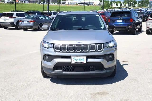 2022 Jeep Compass Latitude FWD