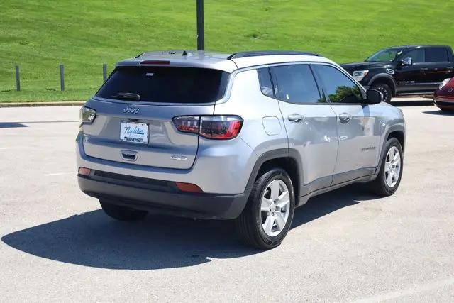 2022 Jeep Compass Latitude FWD