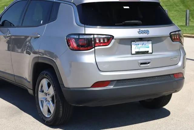 2022 Jeep Compass Latitude FWD