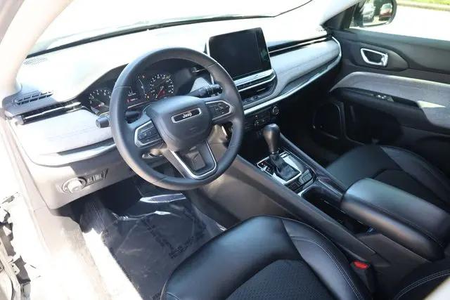 2022 Jeep Compass Latitude FWD