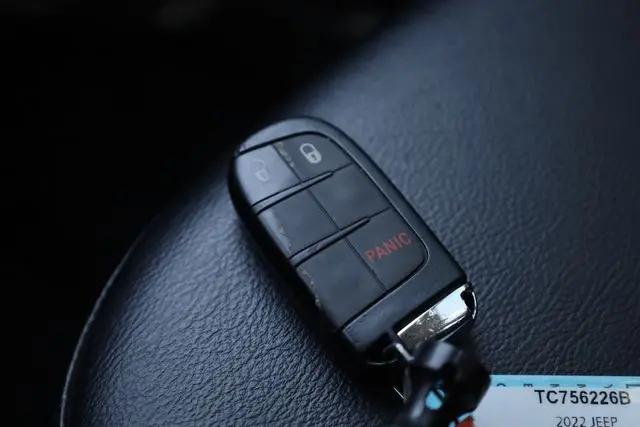 2022 Jeep Compass Latitude FWD