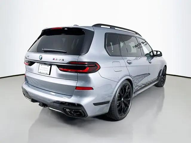 2027 BMW X7 M60i
