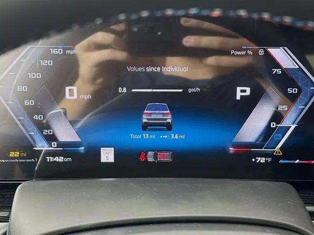 2027 BMW X7 M60i