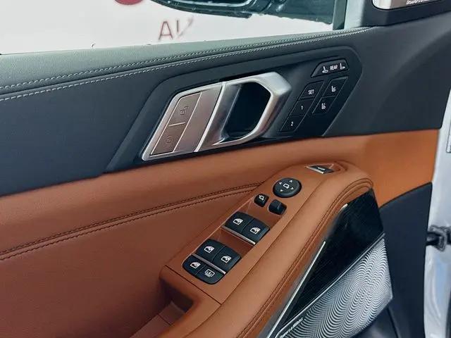 2027 BMW X7 M60i