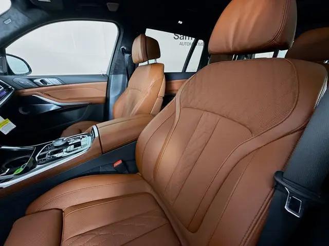 2027 BMW X7 M60i