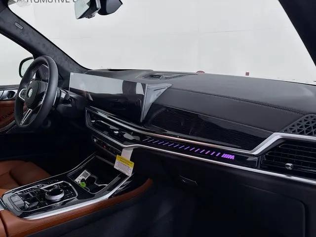 2027 BMW X7 M60i