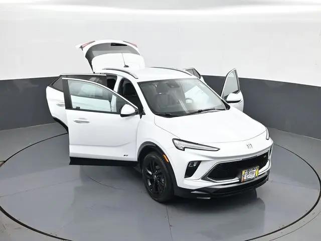 2025 Buick Encore GX Sport Touring FWD