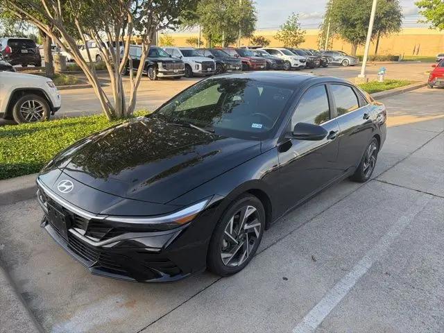 2024 Hyundai Elantra Hybrid Limited
